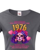 Dámské tričko k 50. narozeninám - Nepodceňuj ženu - s věkem na přání