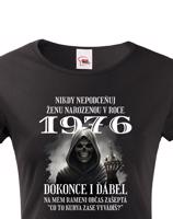 Dámské tričko k narozeninám s kostlivcem a volitelným věkem