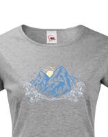 Dámské tričko pro turisty a cestovatele s potiskem alpských hor