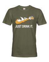 Pánské tričko s potiskem JUST DRINK IT parodující tradiční značku