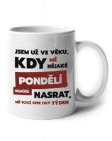 Vtipný keramický hrnek s vtipným nápisem - Jsem už ve věku...