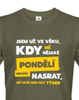 Žertovné tričko s nápisem Jsem už ve věku - vystřelte si z okolí