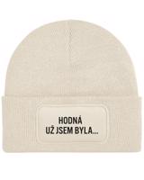 Zimní čepice Hodná už jsem byla – hřejivý styl s postojem