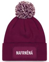 Zimní čepice nafrněná – hřejivý styl s postojem